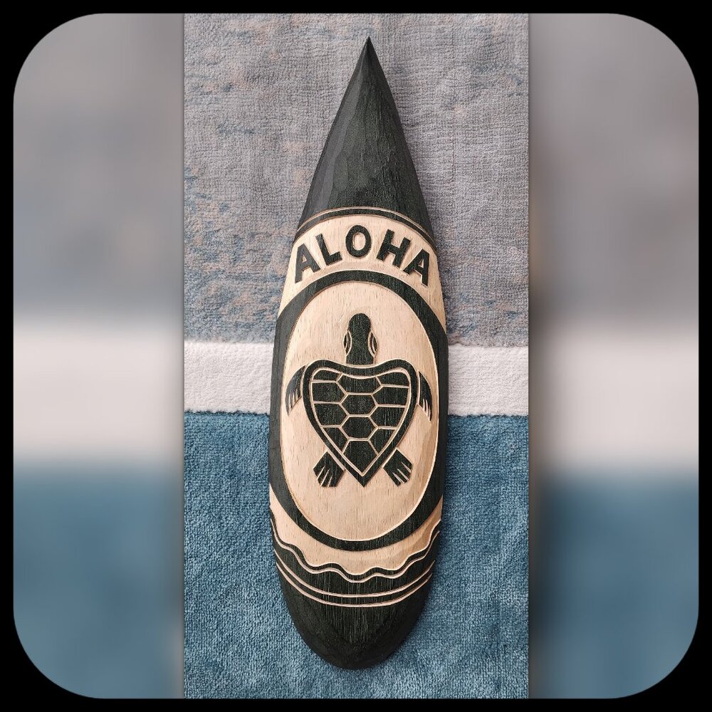 Surfboard “Aloha” Wall Decor